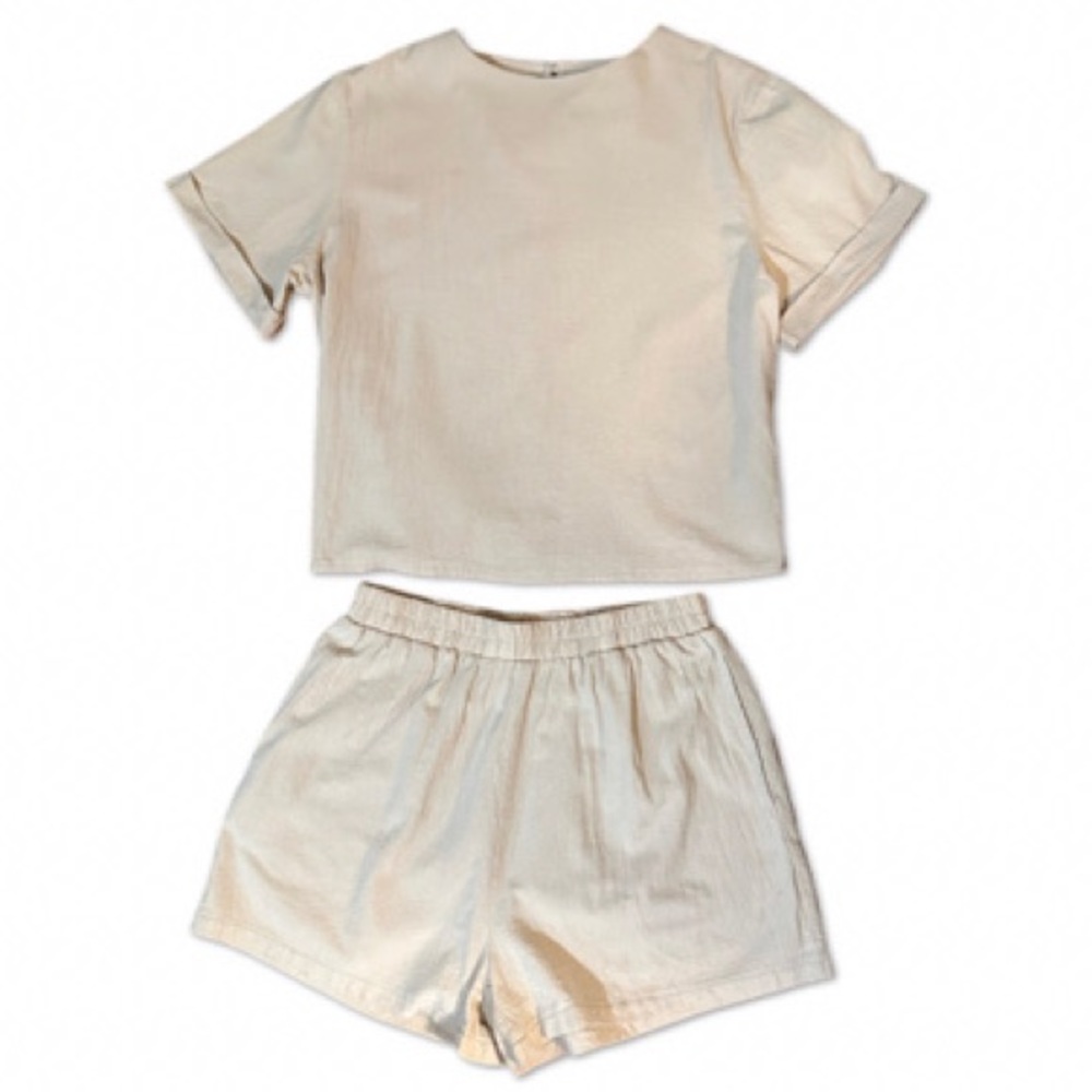 NWOT Women's Polyester Tan Matching Set Size M